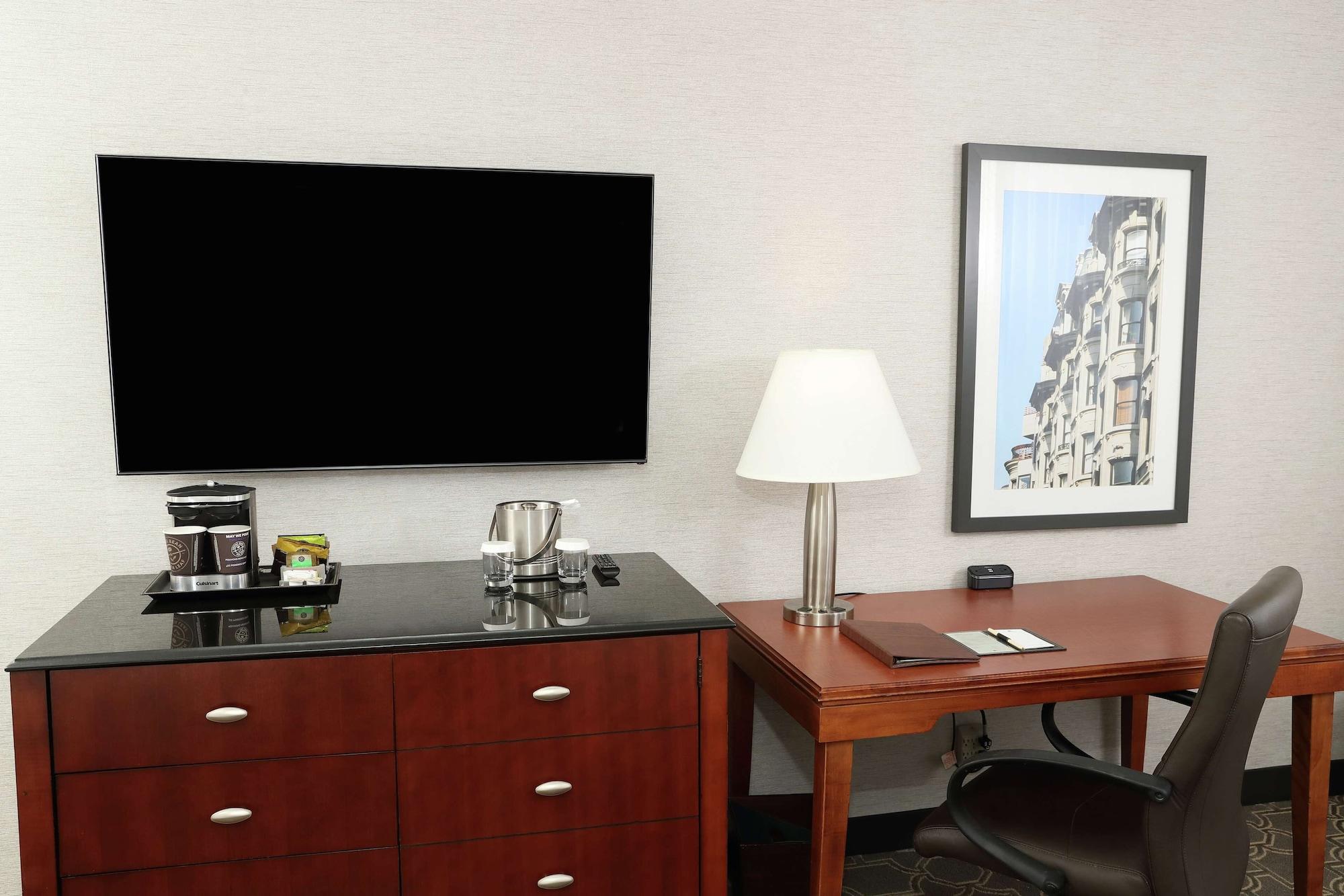 Doubletree By Hilton Boston/Westborough Hotel Ngoại thất bức ảnh