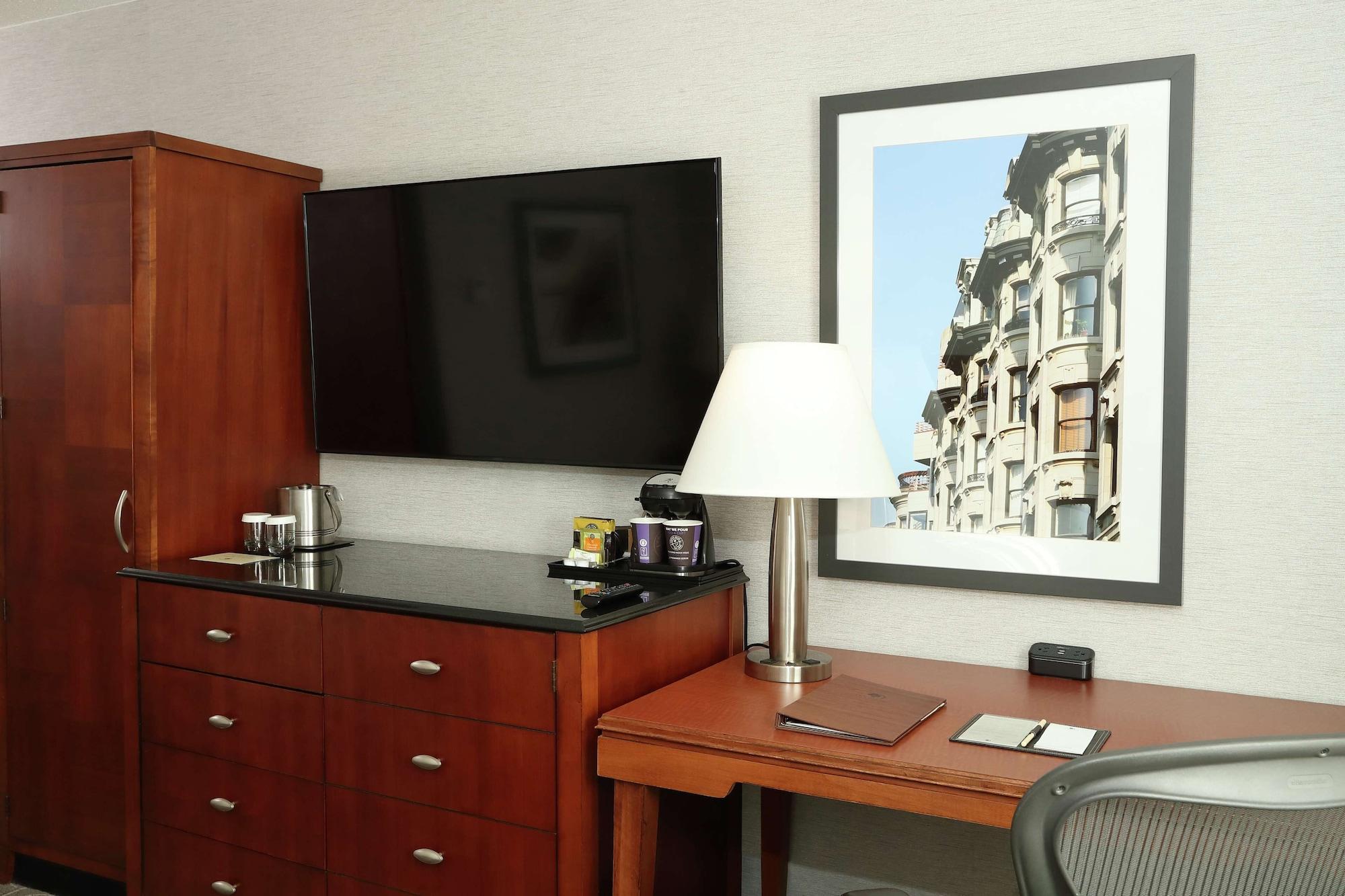 Doubletree By Hilton Boston/Westborough Hotel Ngoại thất bức ảnh