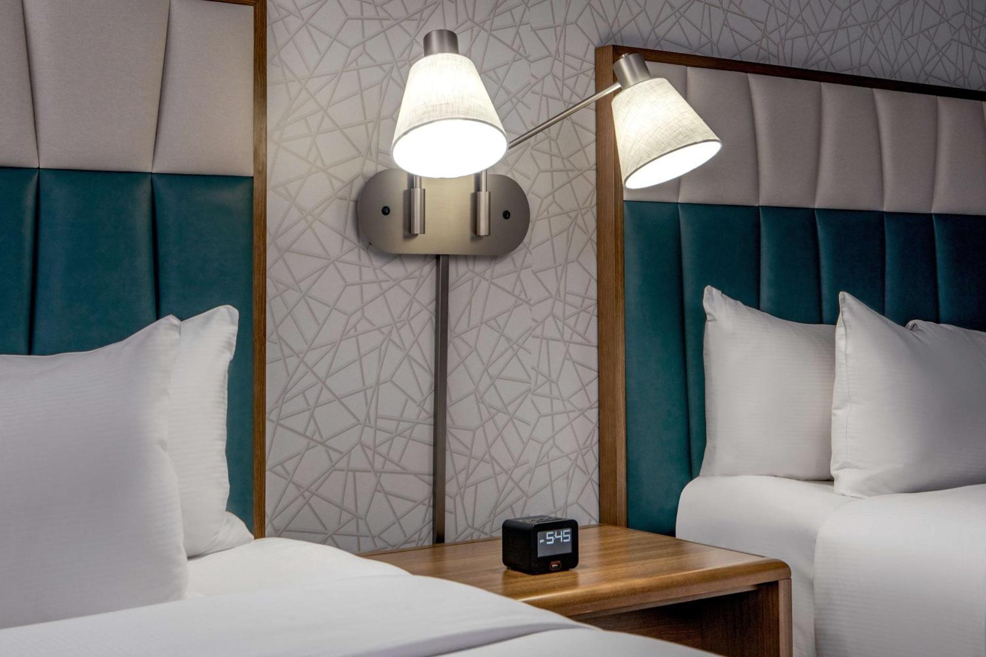 Doubletree By Hilton Boston/Westborough Hotel Ngoại thất bức ảnh