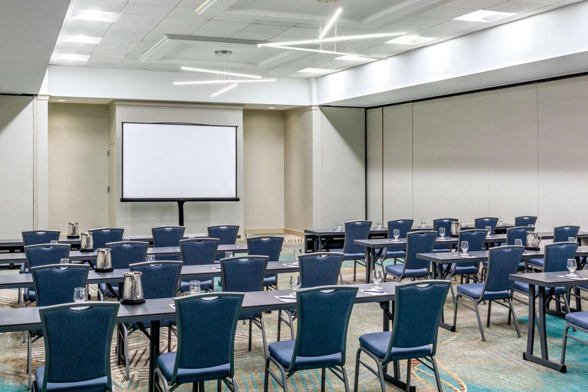 Doubletree By Hilton Boston/Westborough Hotel Ngoại thất bức ảnh