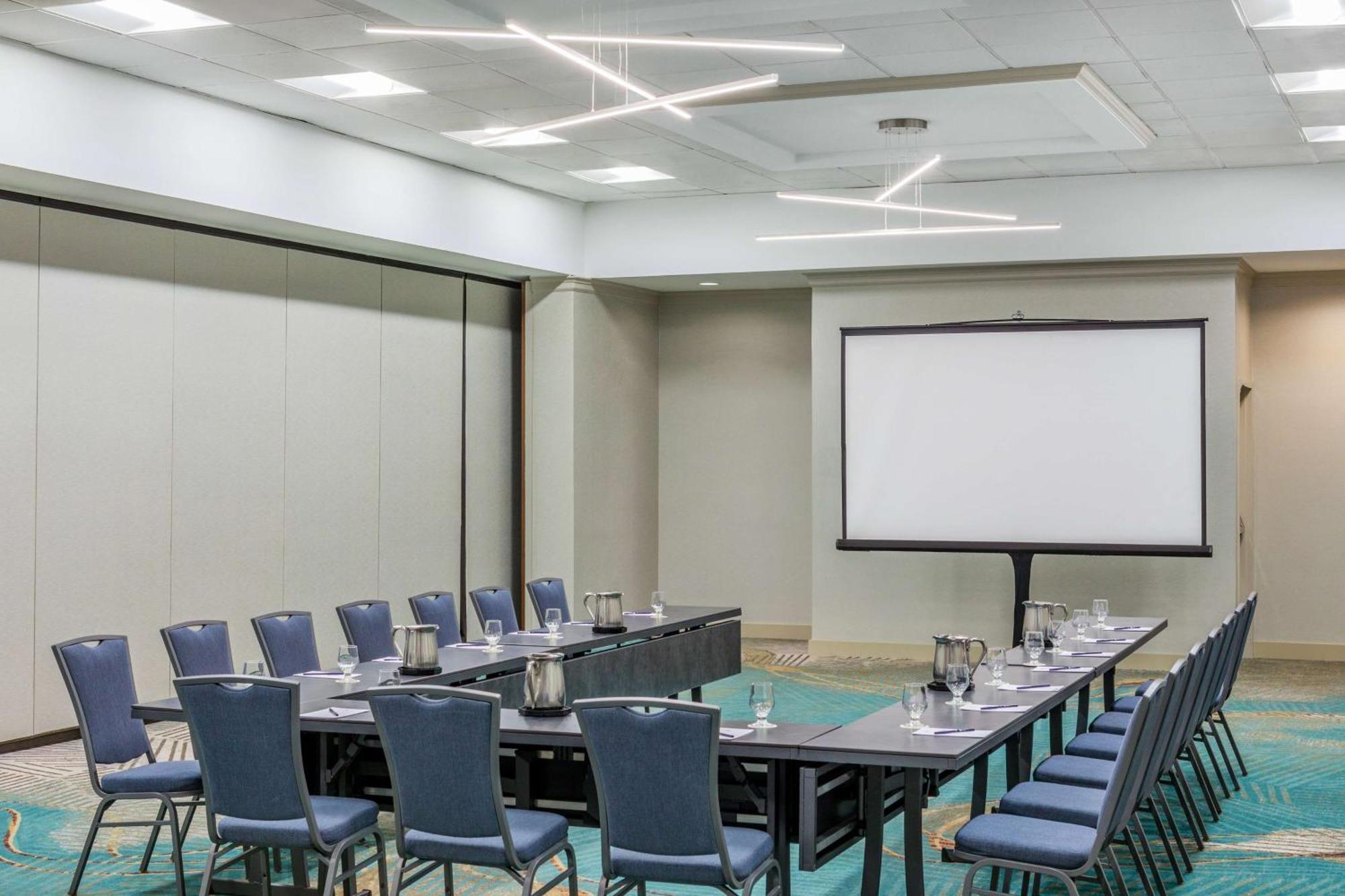 Doubletree By Hilton Boston/Westborough Hotel Ngoại thất bức ảnh