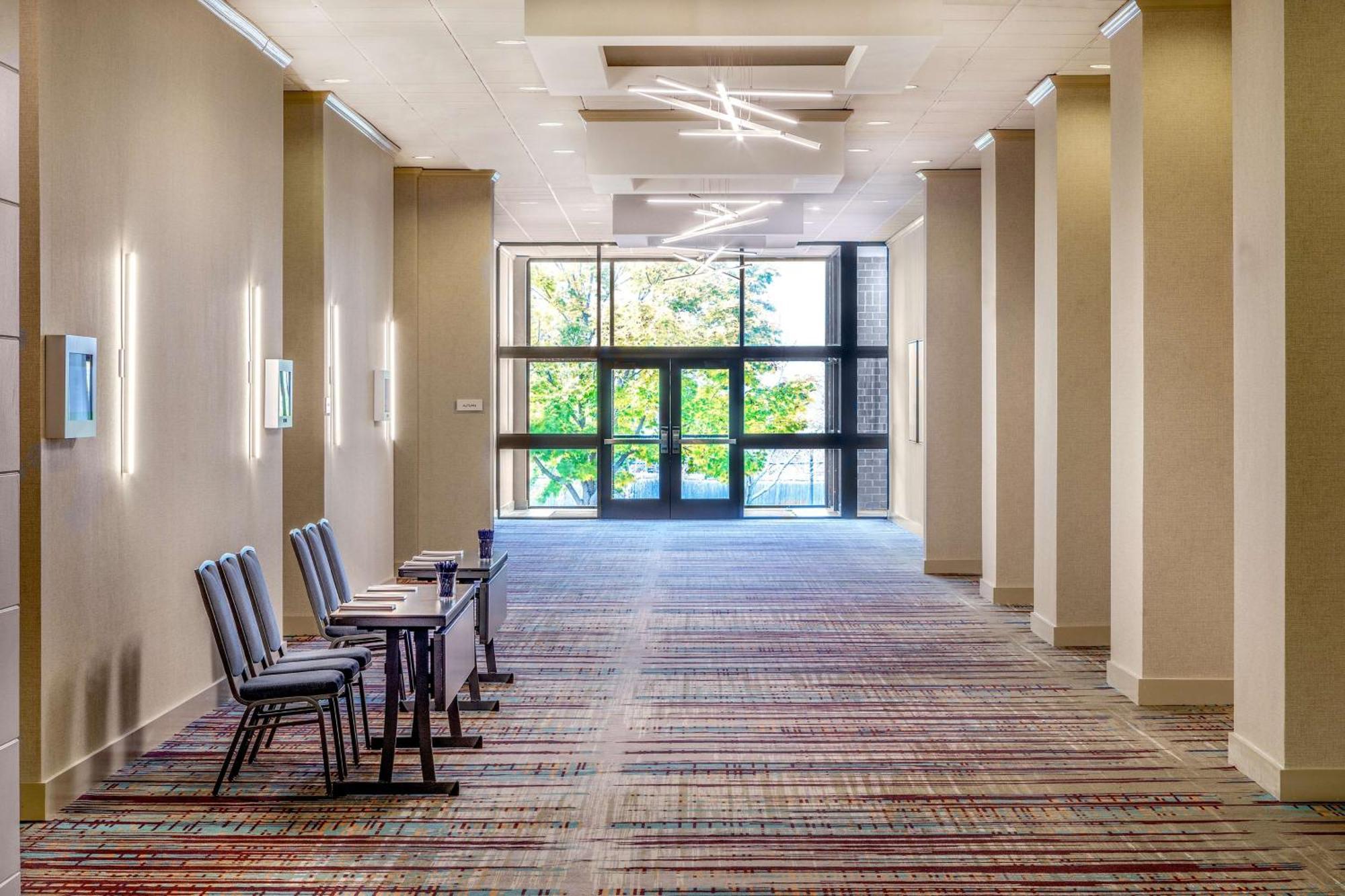 Doubletree By Hilton Boston/Westborough Hotel Ngoại thất bức ảnh