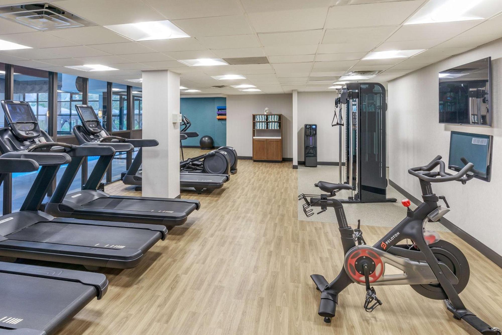 Doubletree By Hilton Boston/Westborough Hotel Ngoại thất bức ảnh